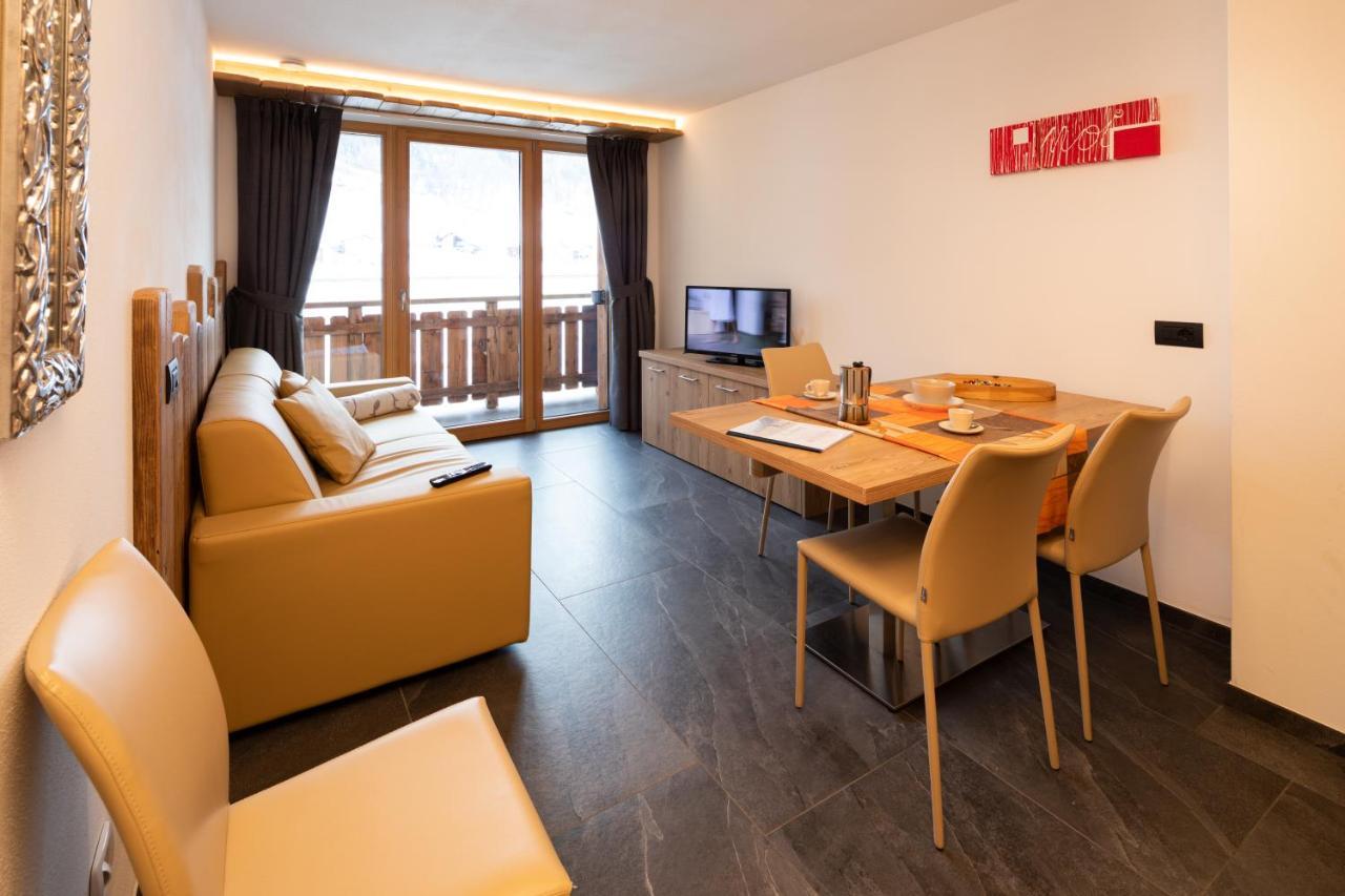 Casa Giusto Lägenhet Livigno Exteriör bild